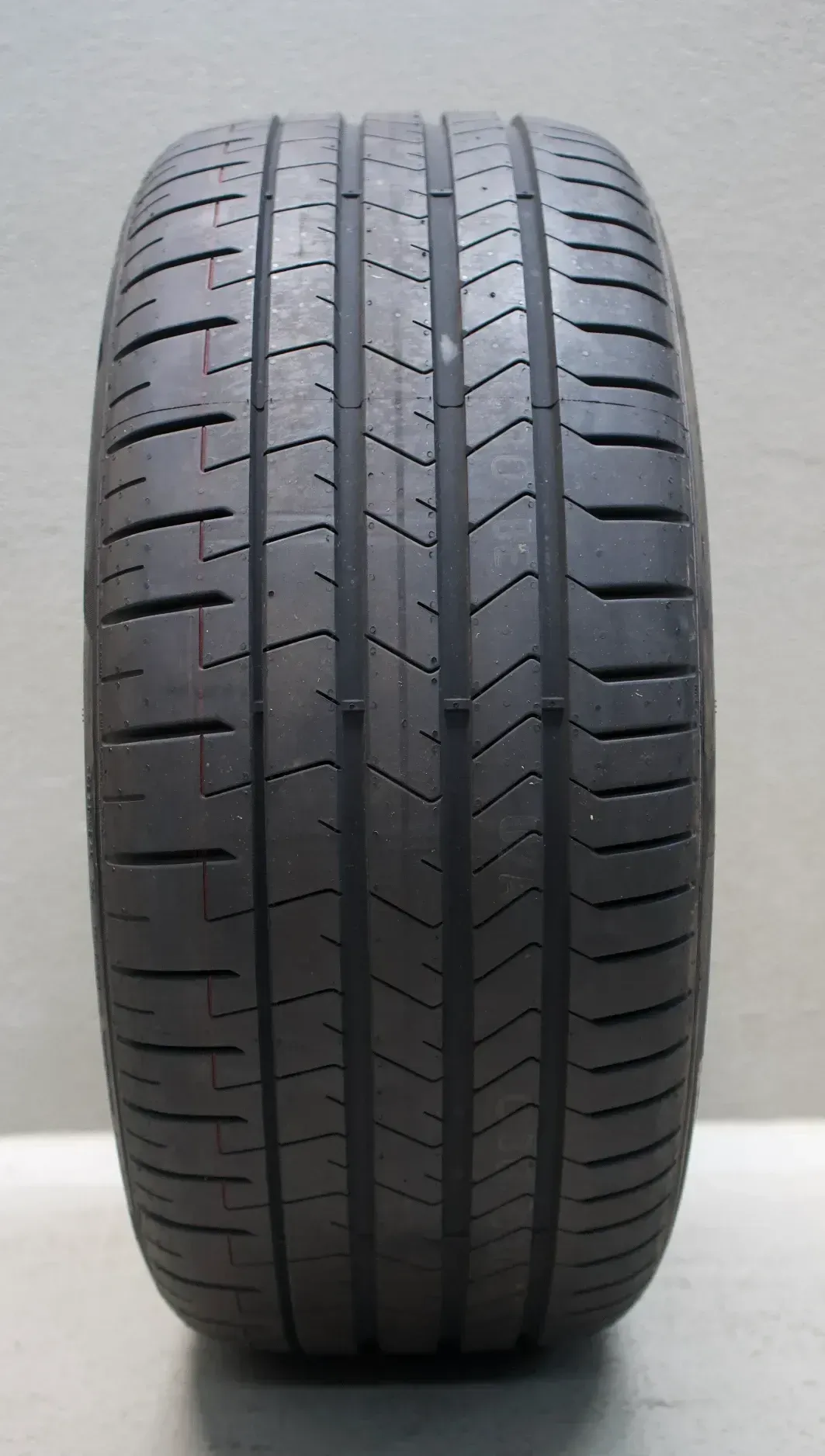 1x Pirelli P Zero TM * I 275 40 R20 106W I Sommerreifen - Bild 1