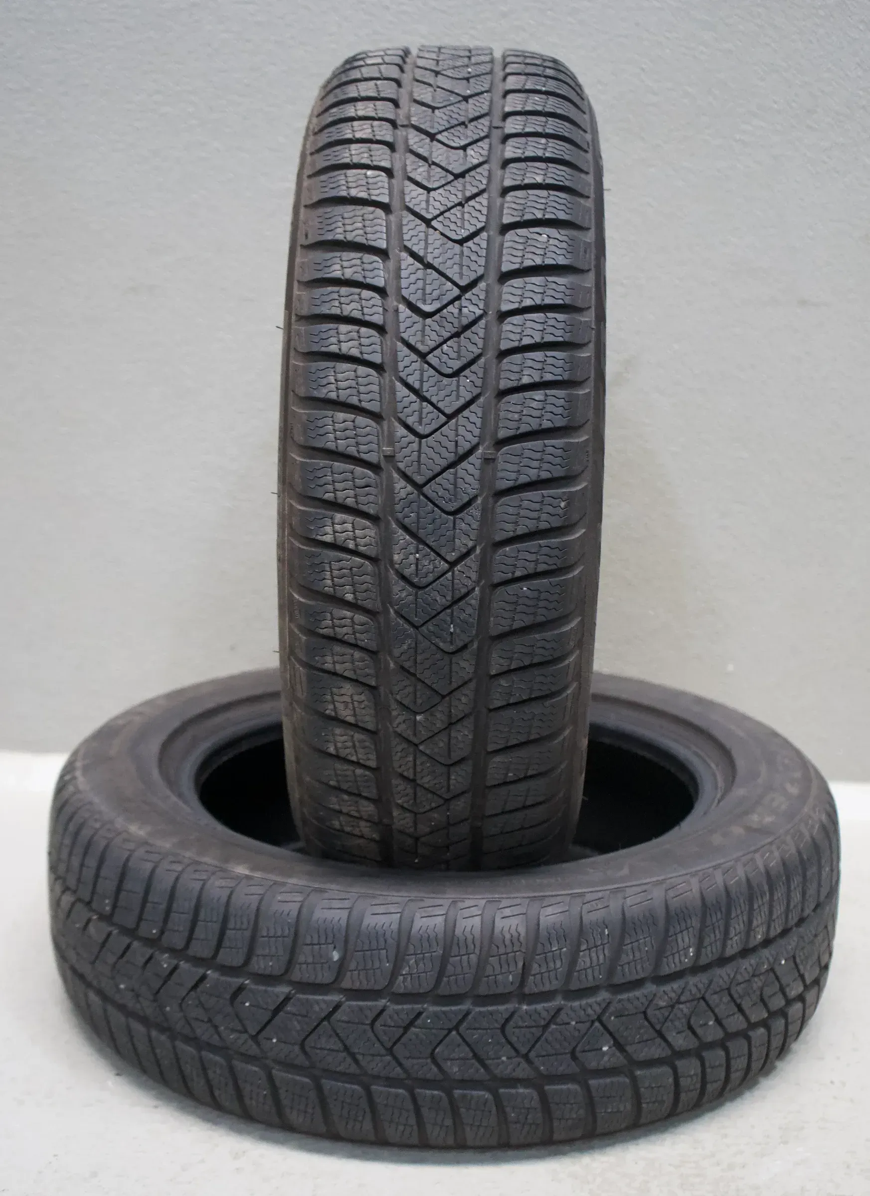 2x Pirelli SottoZero 3 * I 205 60 R17 93H M+S I Winterreifen - Bild 1