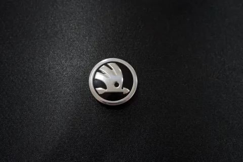 Background image for 1x Original Skoda Nabendeckel I 5E0 601 151