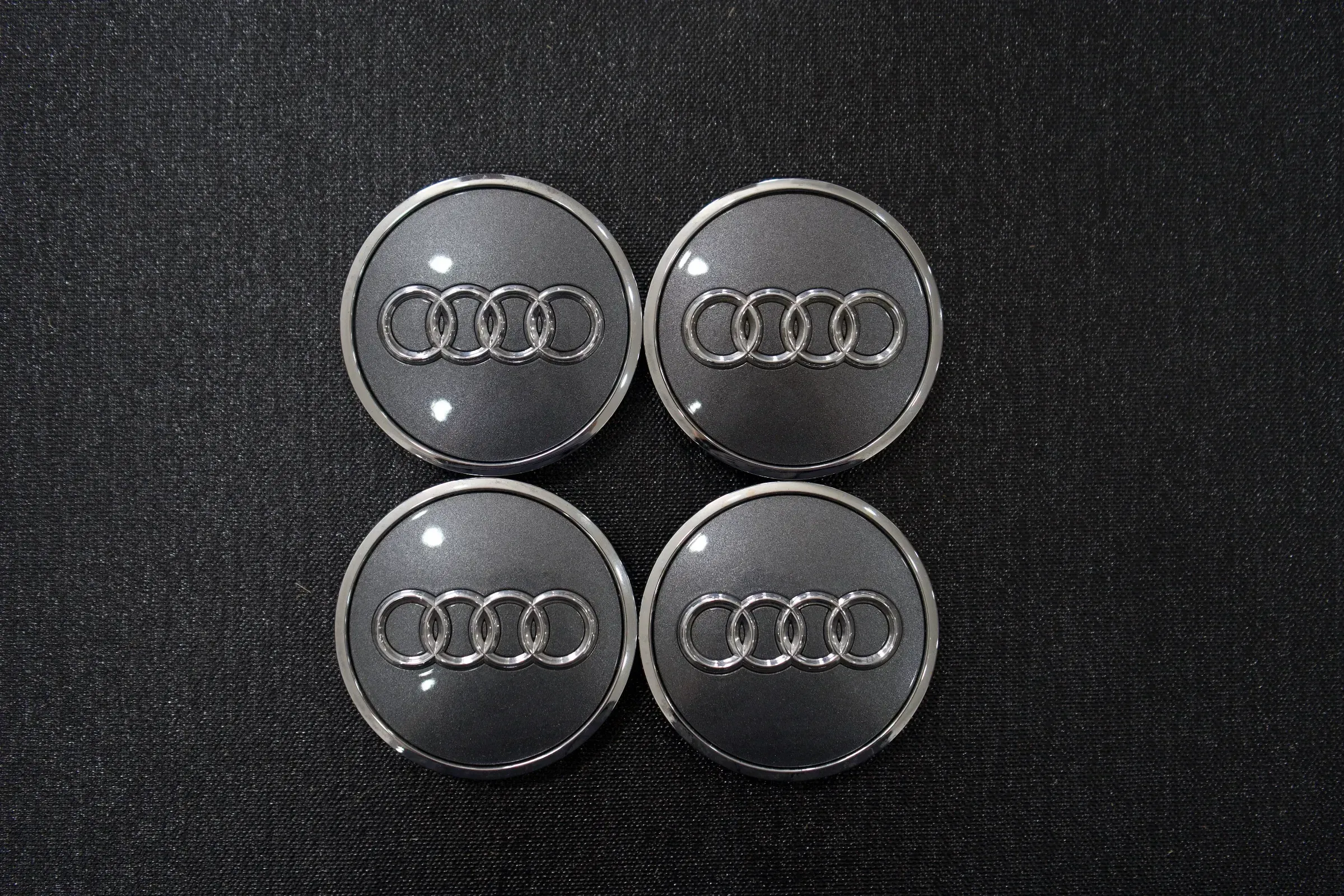 4x Original Audi Nabendeckel I 8W0 601 170 - Bild 1