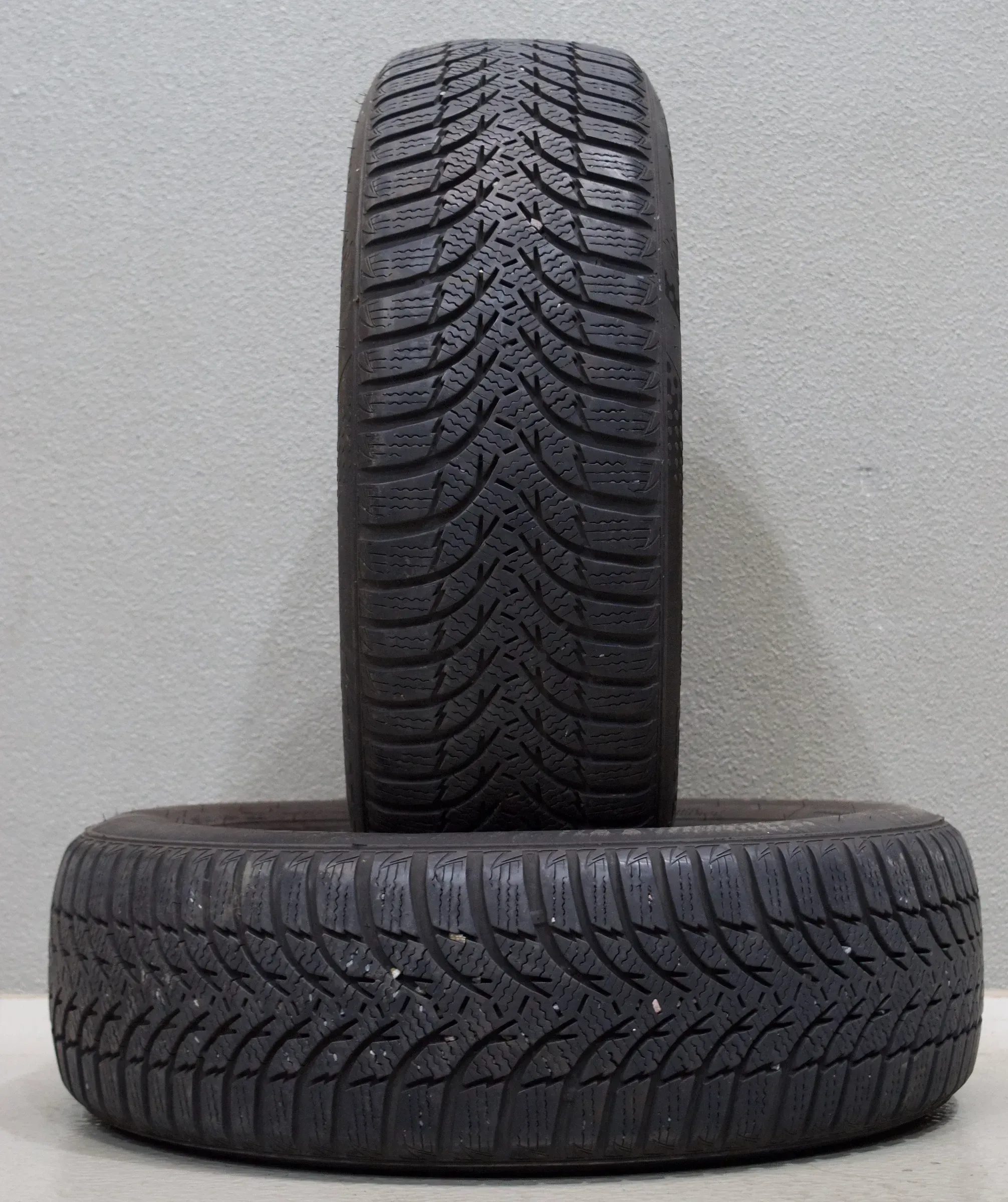 2x Kumho WinterCraft WP51 I 195 60 R16 89H M+S I Winterreifen - Bild 1