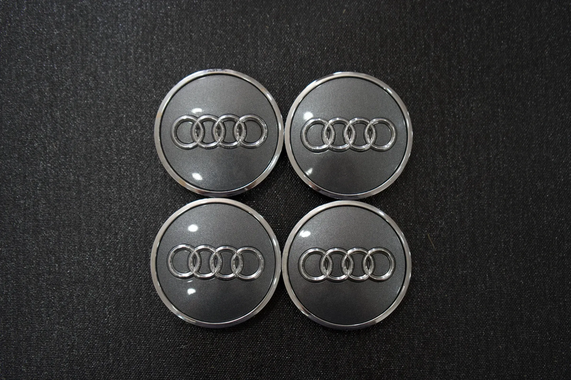 4x Original Audi Nabendeckel I 8W0 601 170 - Bild 1