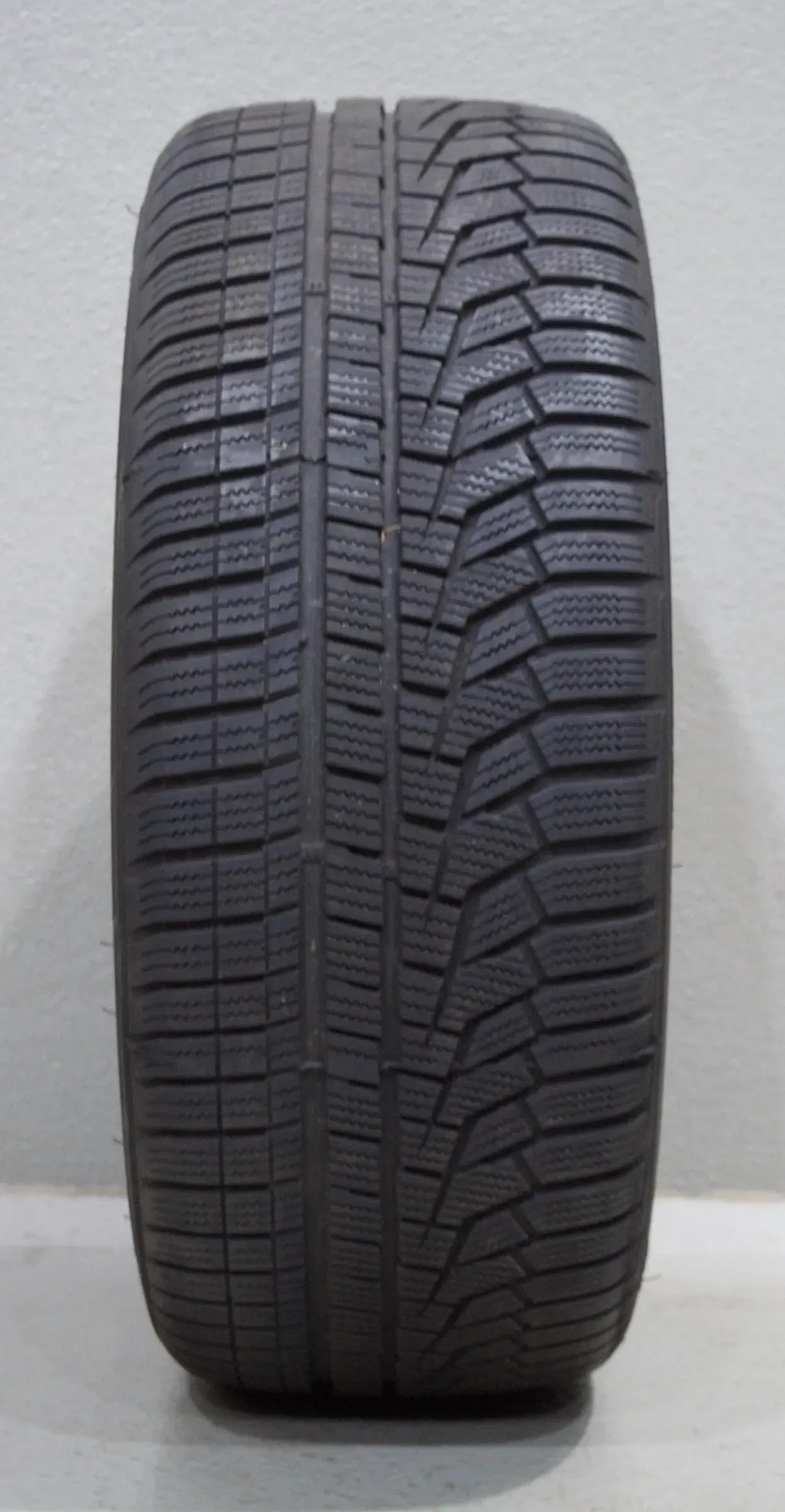 1x Hankook Winter i*Cept Evo 2 RSC * I 225 45 R18 95H M+S I Winterreifen - Bild 1