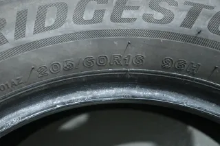 Bridgestone Blizzak LM001 * I 205 60 R16 96H XL M+S I Winterreifensatz - Bild 5