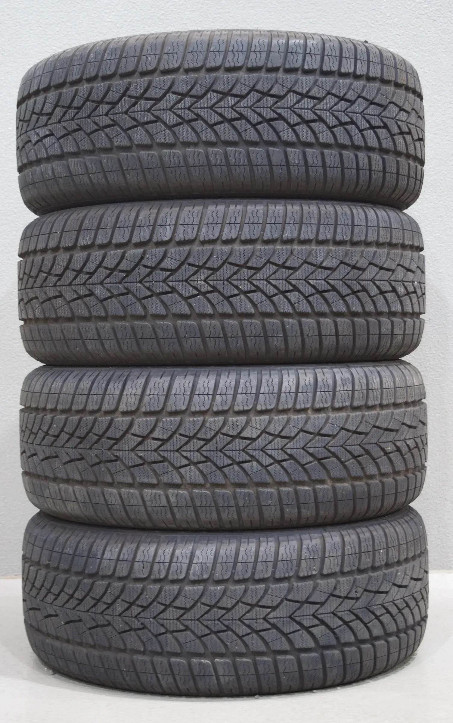 Dunlop SP Winter Sport 4D DSST RFT* I 225 45 R17 91H M+S I Winterreifensatz - Bild 1