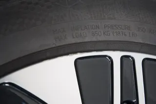 Mercedes-Benz E-Klasse E-Klasse W214 I S214 19 Zoll Winterkompletträder - Bild 12