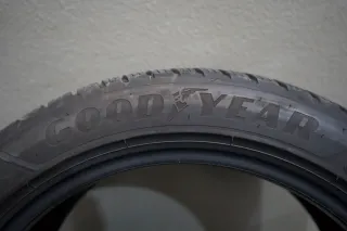 2 x Goodyear UltraGrip Performance+ * I 245 45 R18 100H M+S XL I Winterreifen - Bild 2