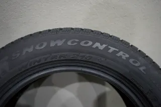 Pirelli SnowControl Serie 3 * I 195 60 R16 89H M+S I Winterreifensatz - Bild 3