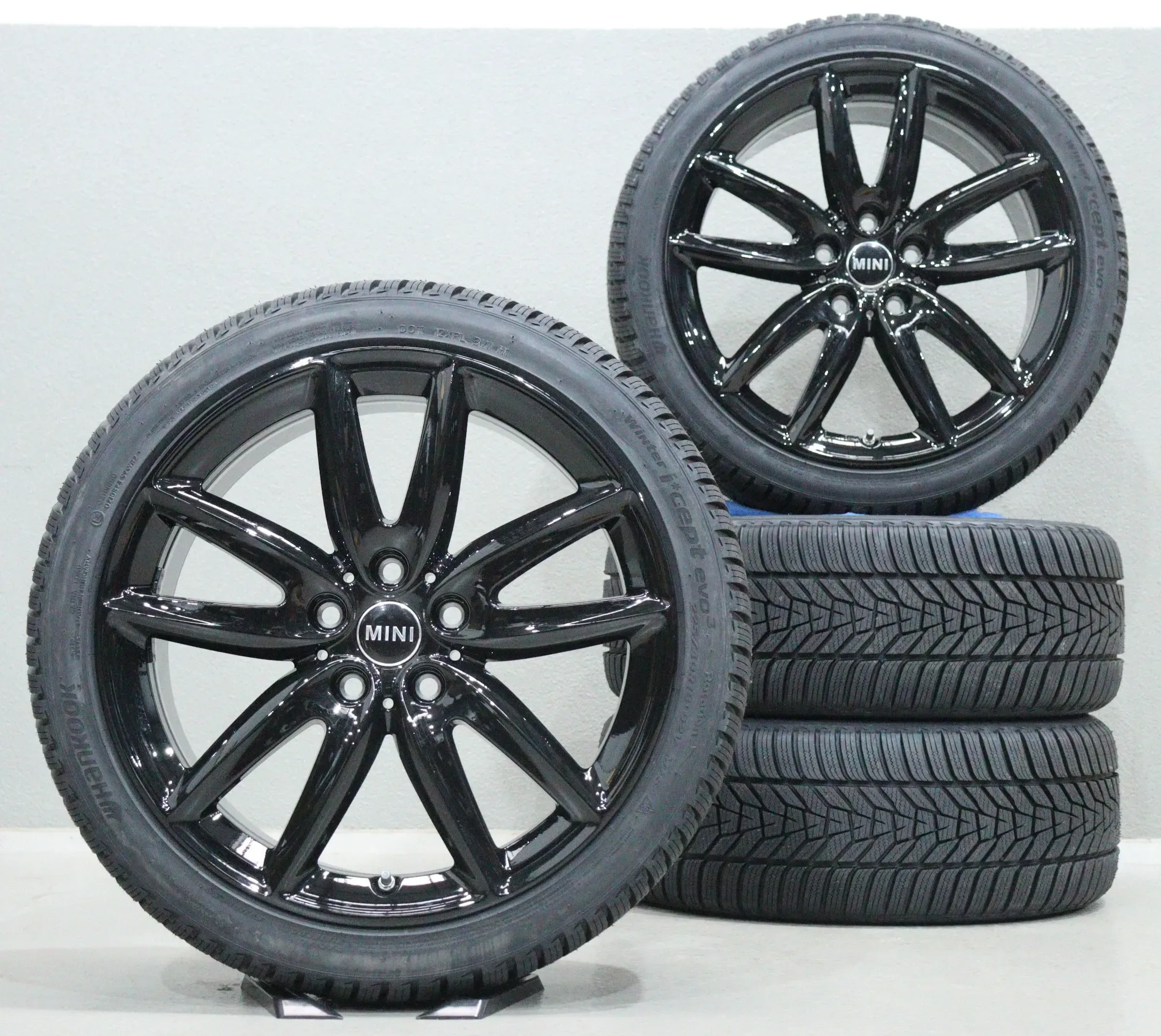 Mini Clubman F54 18 Zoll Winterkompletträder I Grip Spoke 815 - Bild 1
